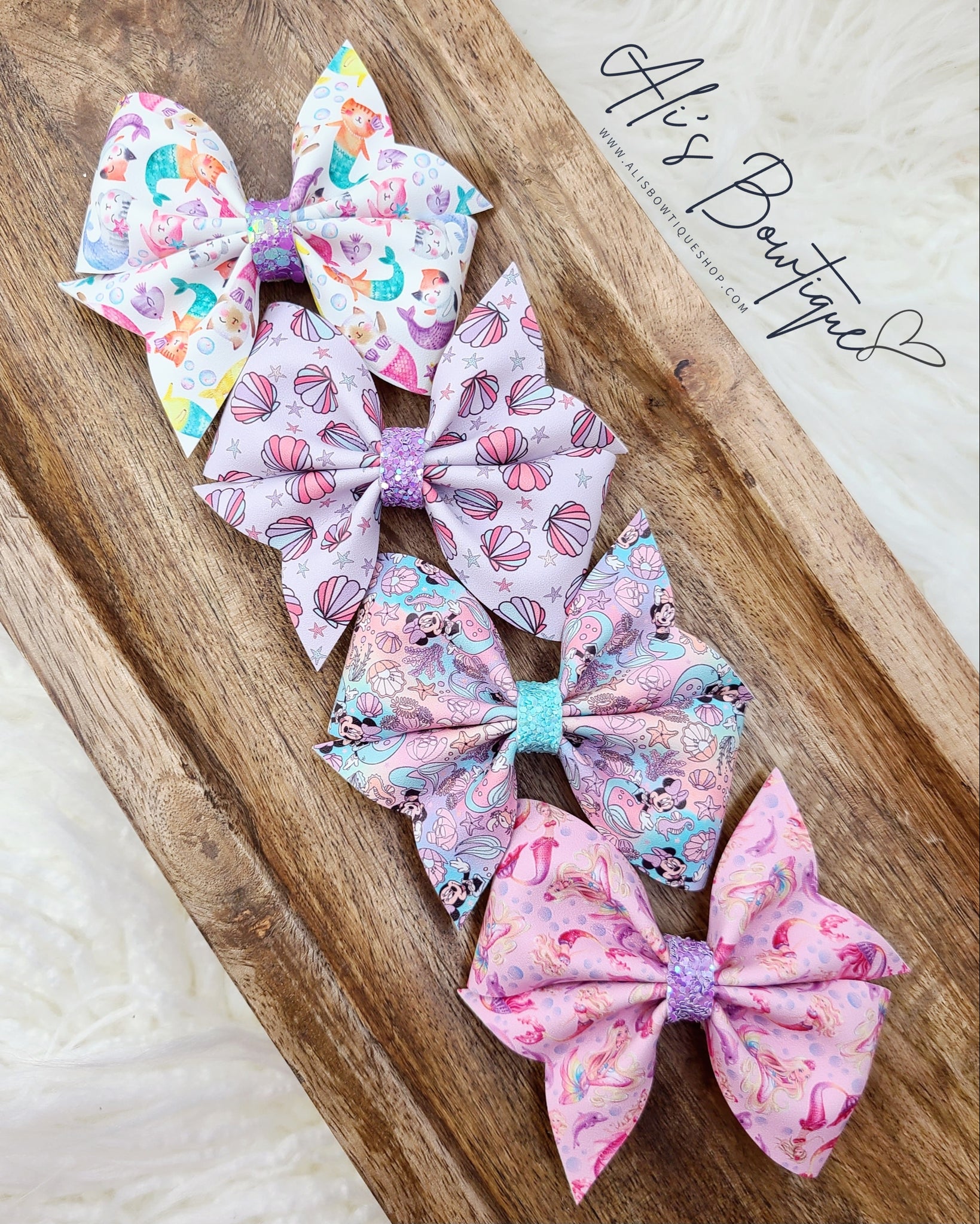 Summertime Larkin Bows